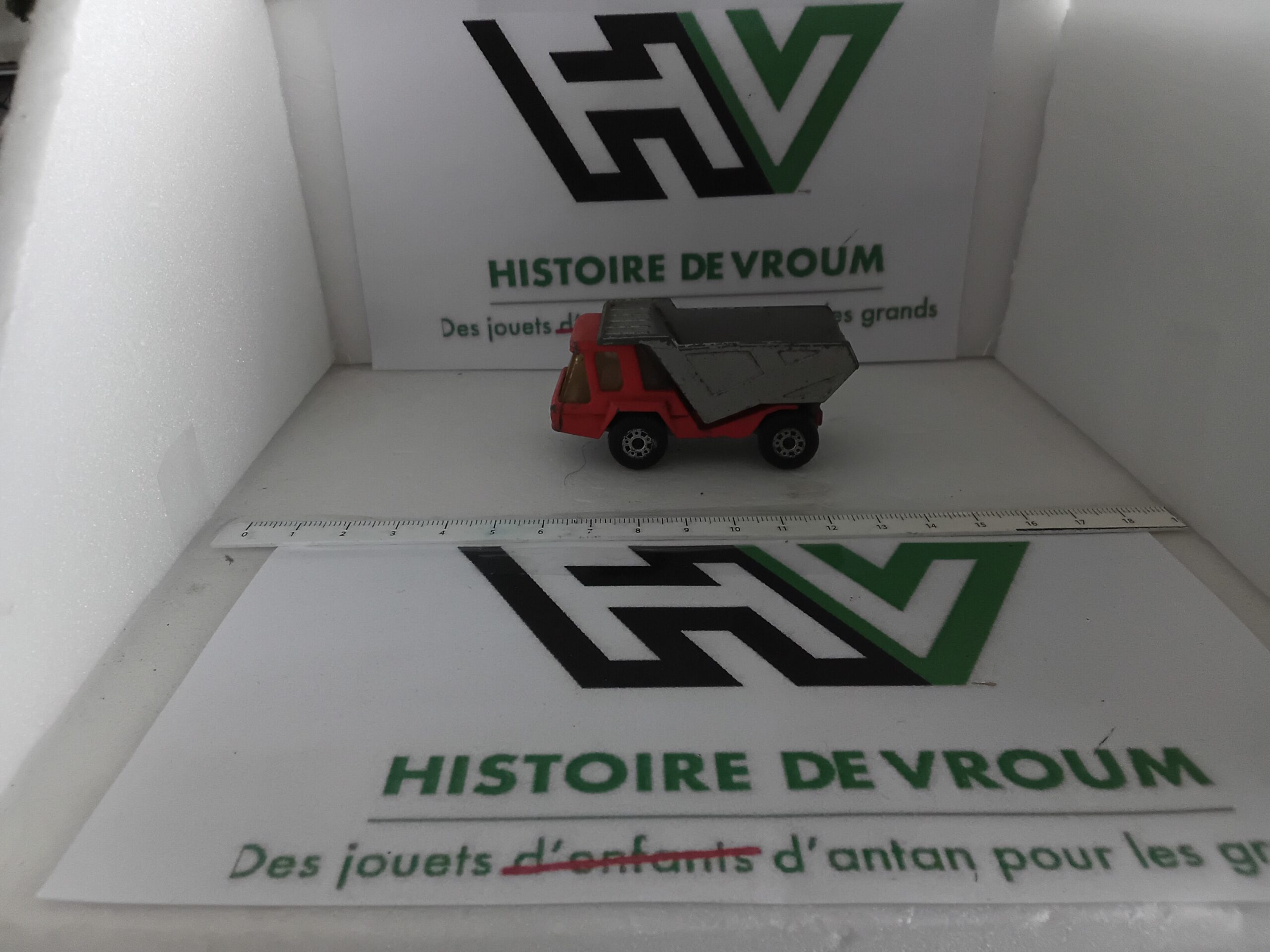 Camion Benne Atlas Matchbox Lesney N°23 (Rouge & Gris)