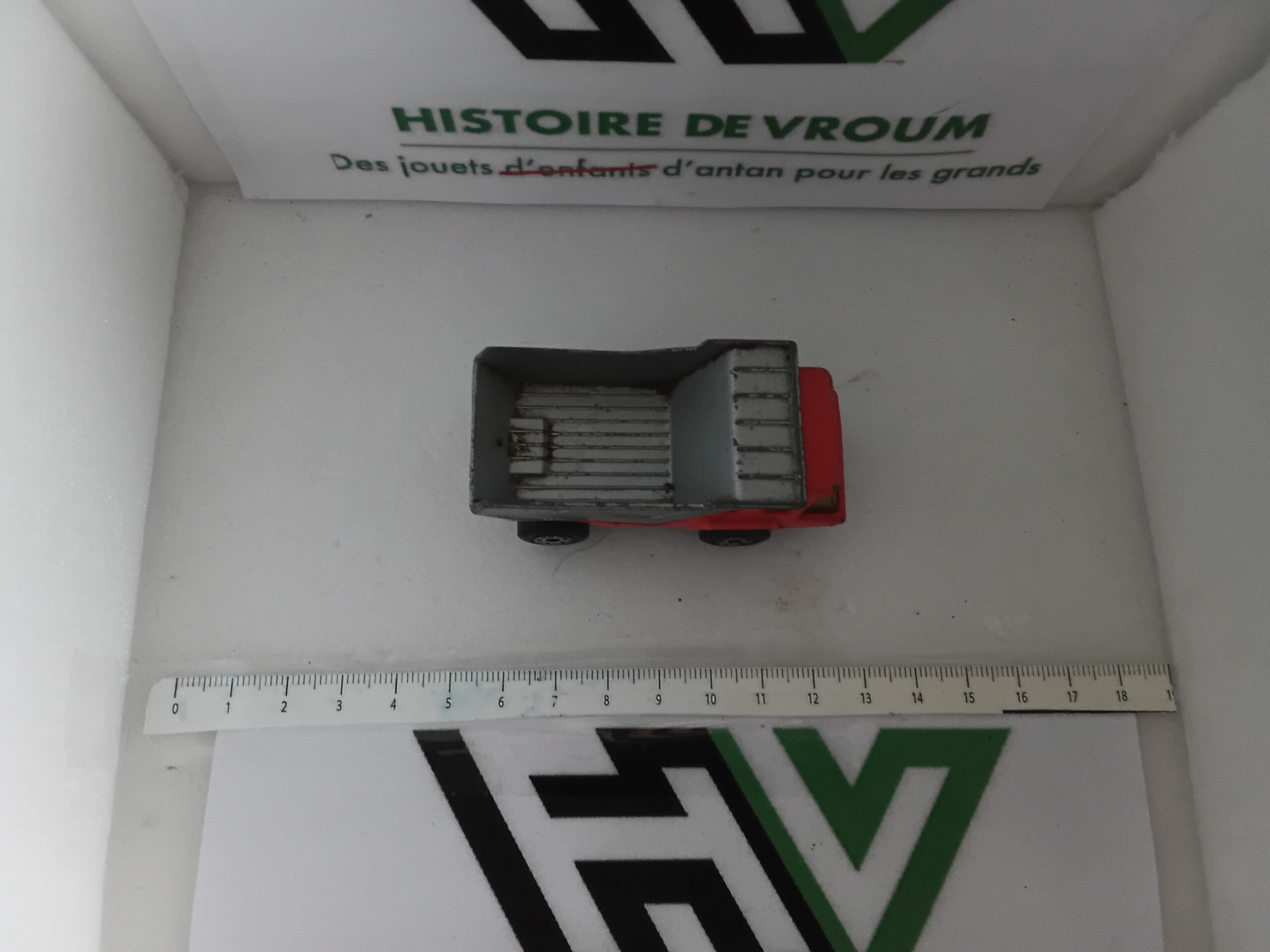 Camion Benne Atlas Matchbox Lesney N°23 (Rouge & Gris) – Image 6
