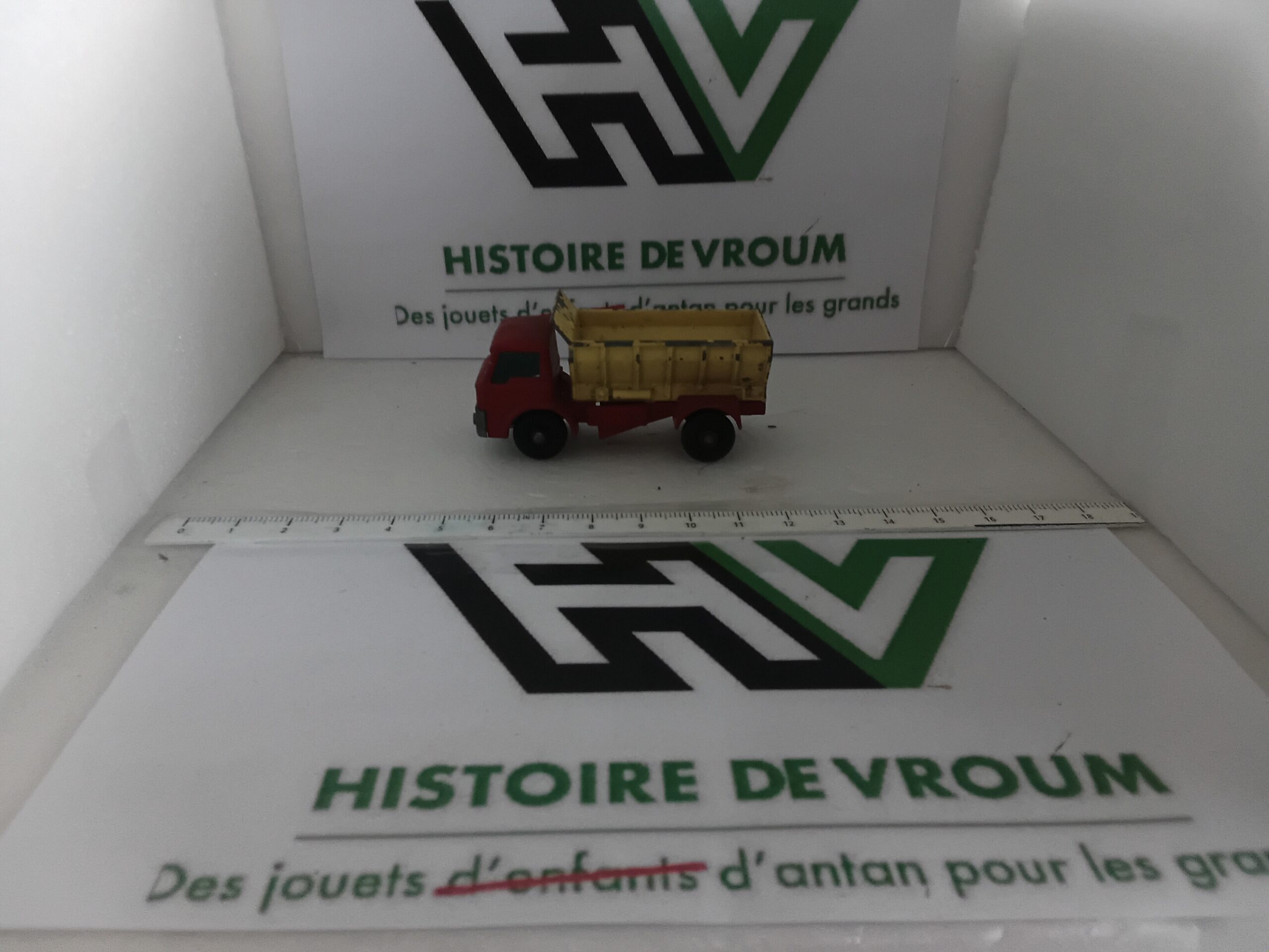 Camion Saleuse Grit-Spreading Truck Matchbox Lesney N°70