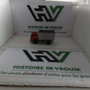 Camion Benne GMC Tipper Truck Matchbox Lesney N°26 (Gris & Rouge)