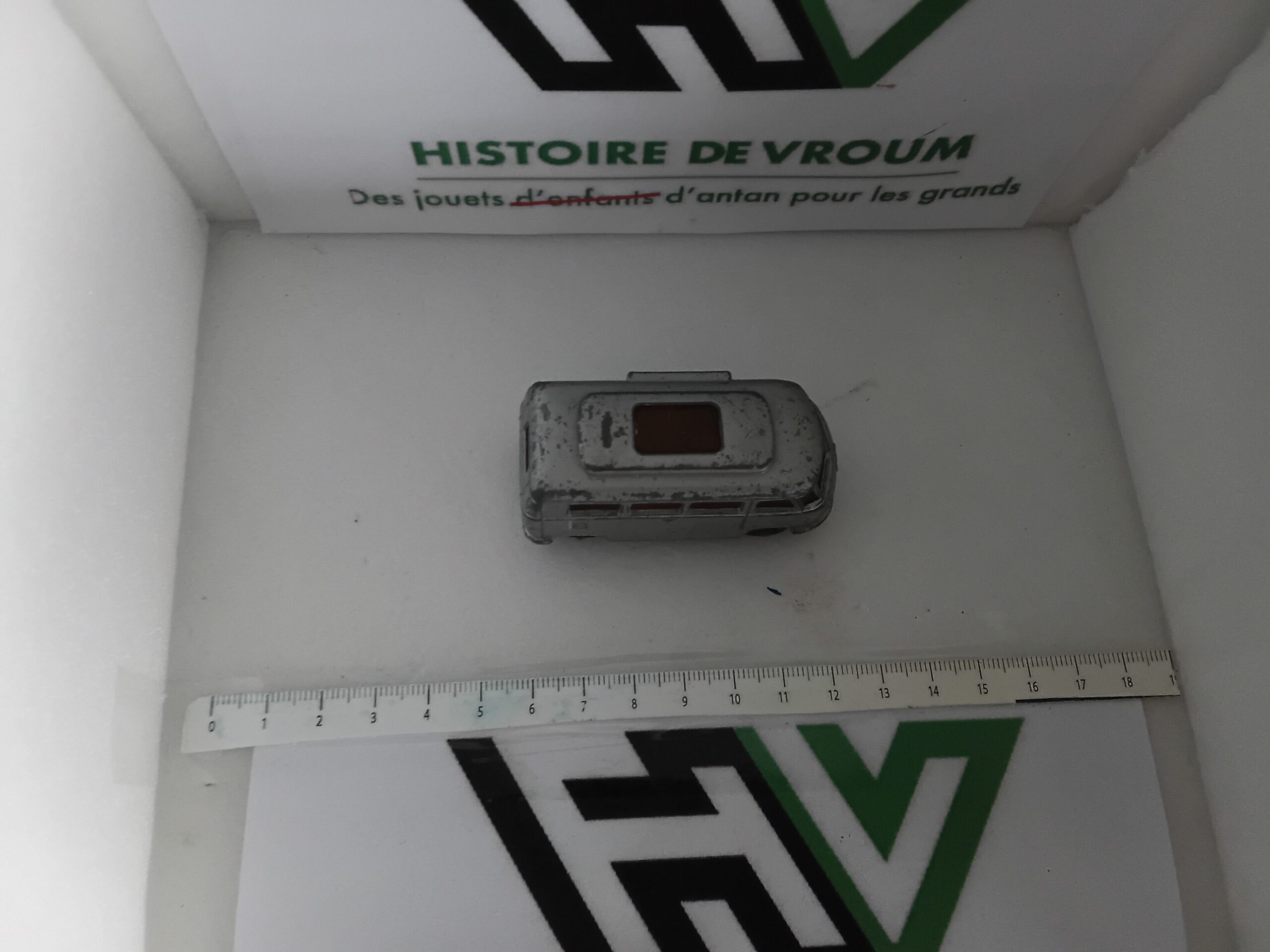Volkswagen Camper Matchbox Lesney N°34 (Gris) – Image 6