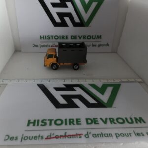 Cattle Truck Matchbox Superfast N°37 "Pat. App." (Jaune & Gris)