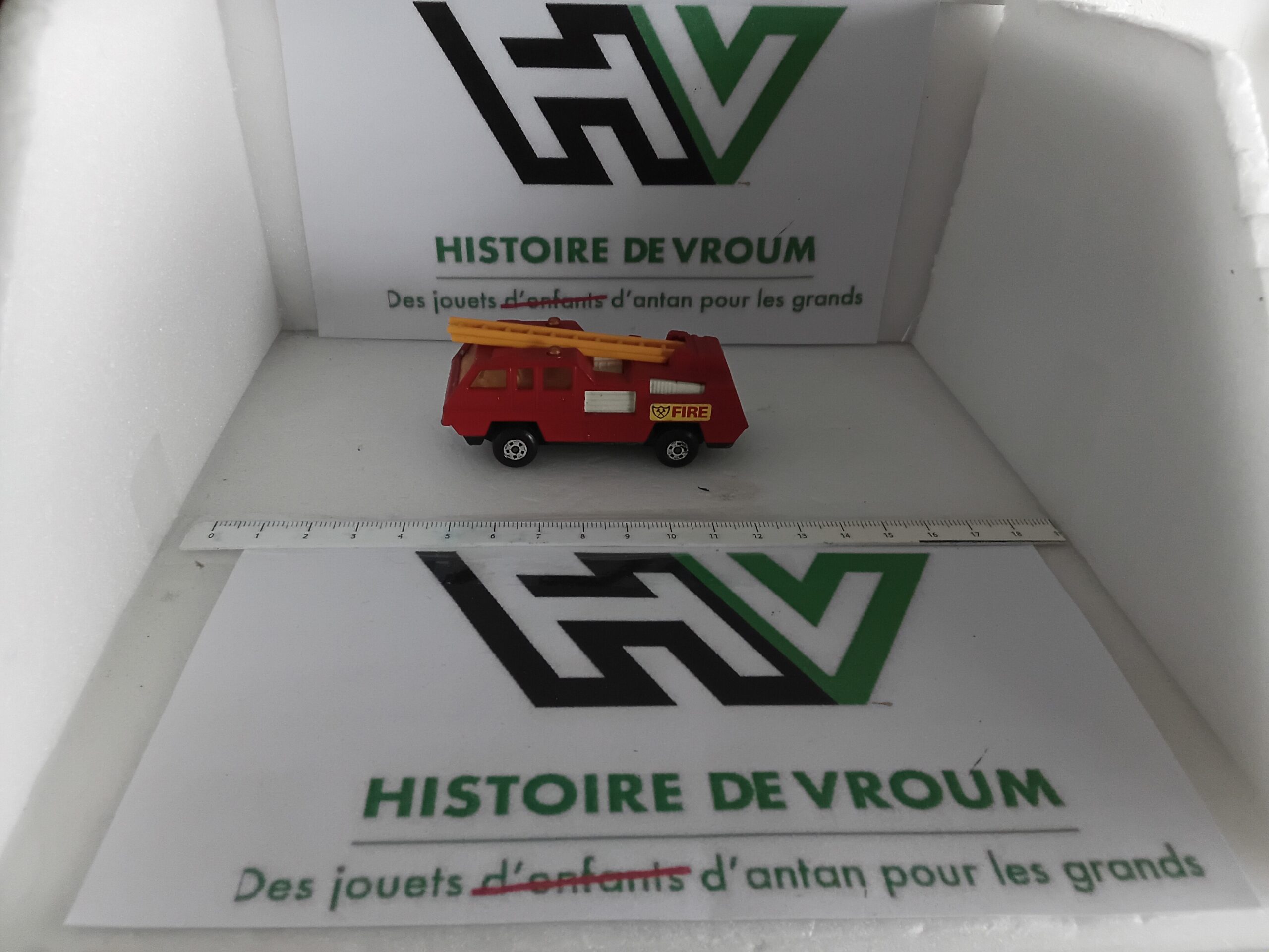 Camion Pompiers Blaze Buster Matchbox Lesney N°22 (Rouge) – Image 5