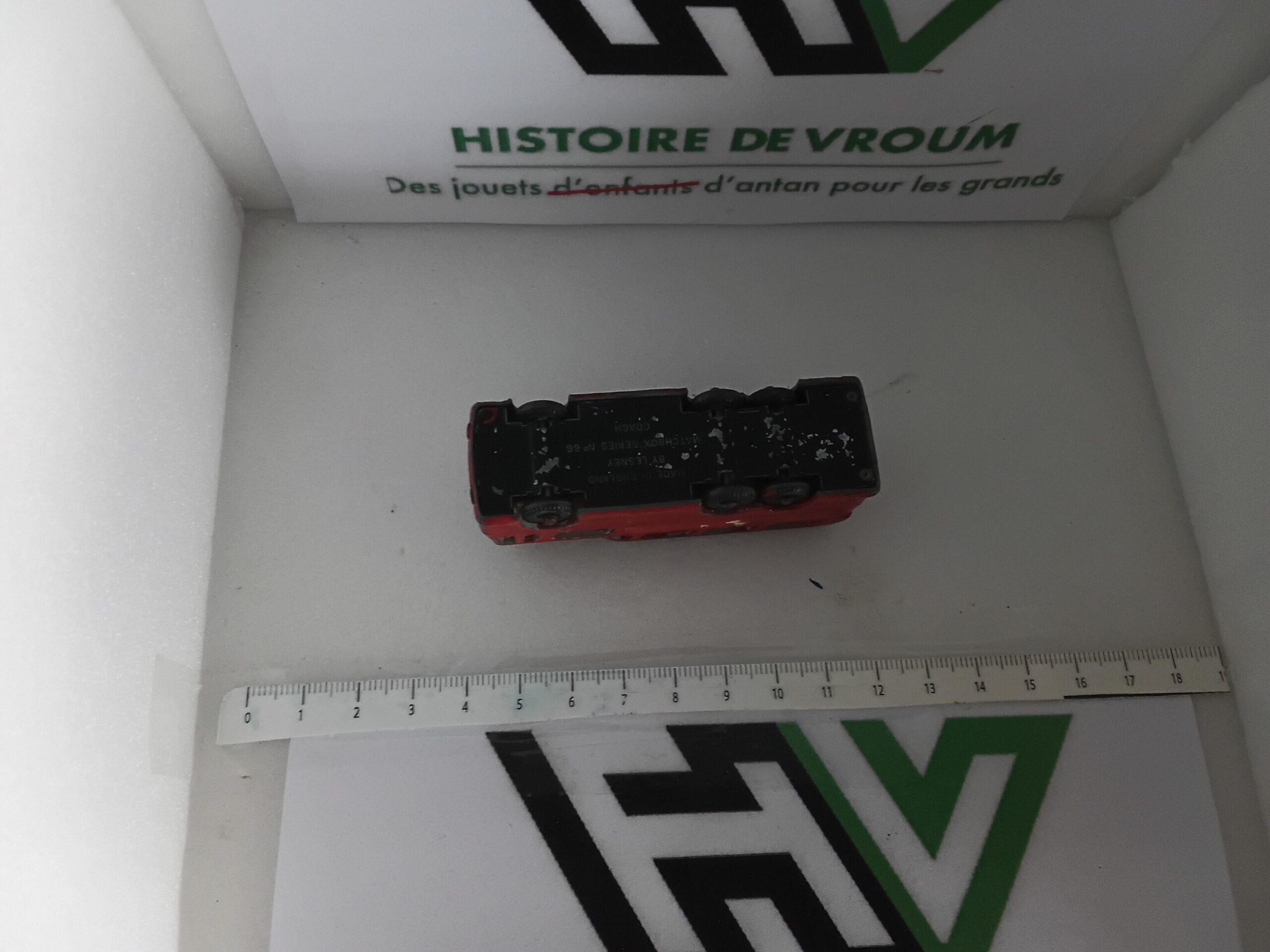 Autocar Greyhound Coach Matchbox Lesney N°66 (Rouge) – Image 7