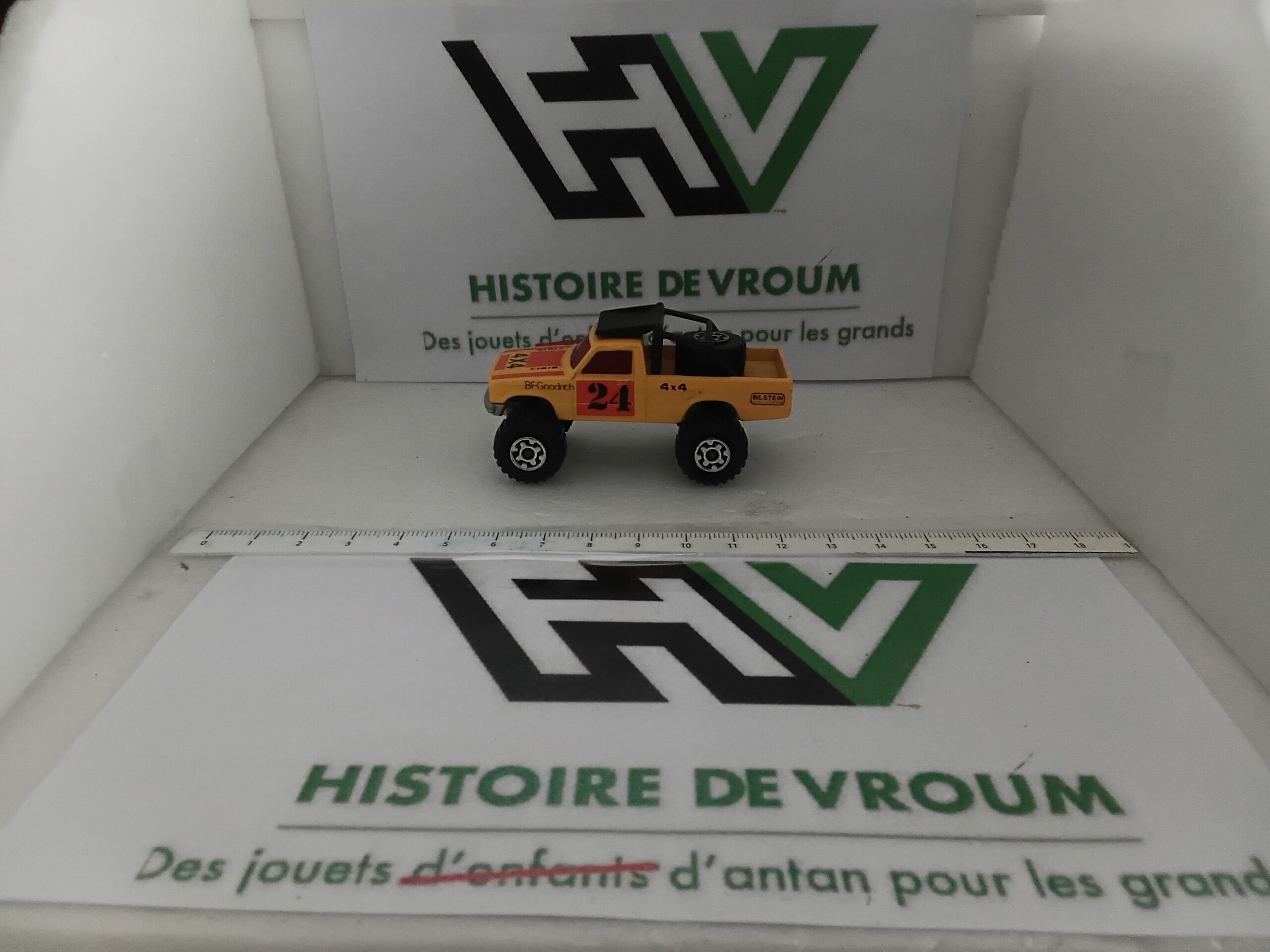 Camion 4x4 Open Back Truck Matchbox – Image 7