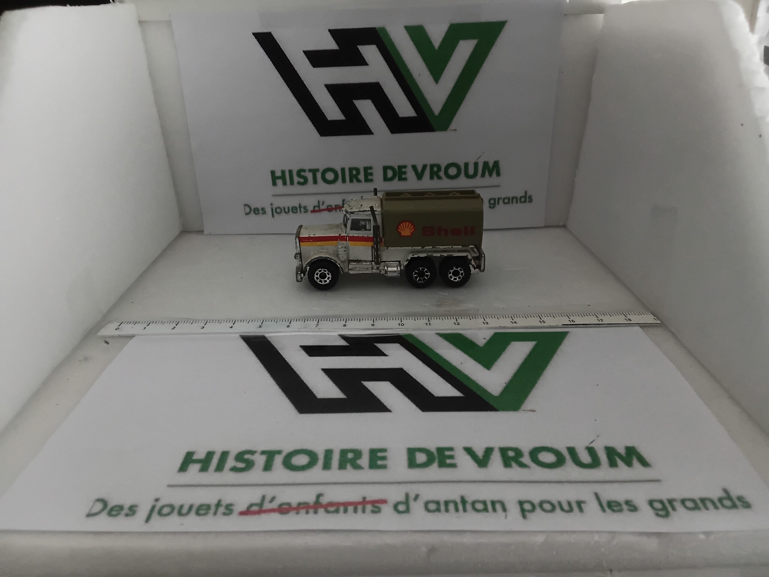 Camion-Citerne Peterbilt "Shell" Matchbox Lesney