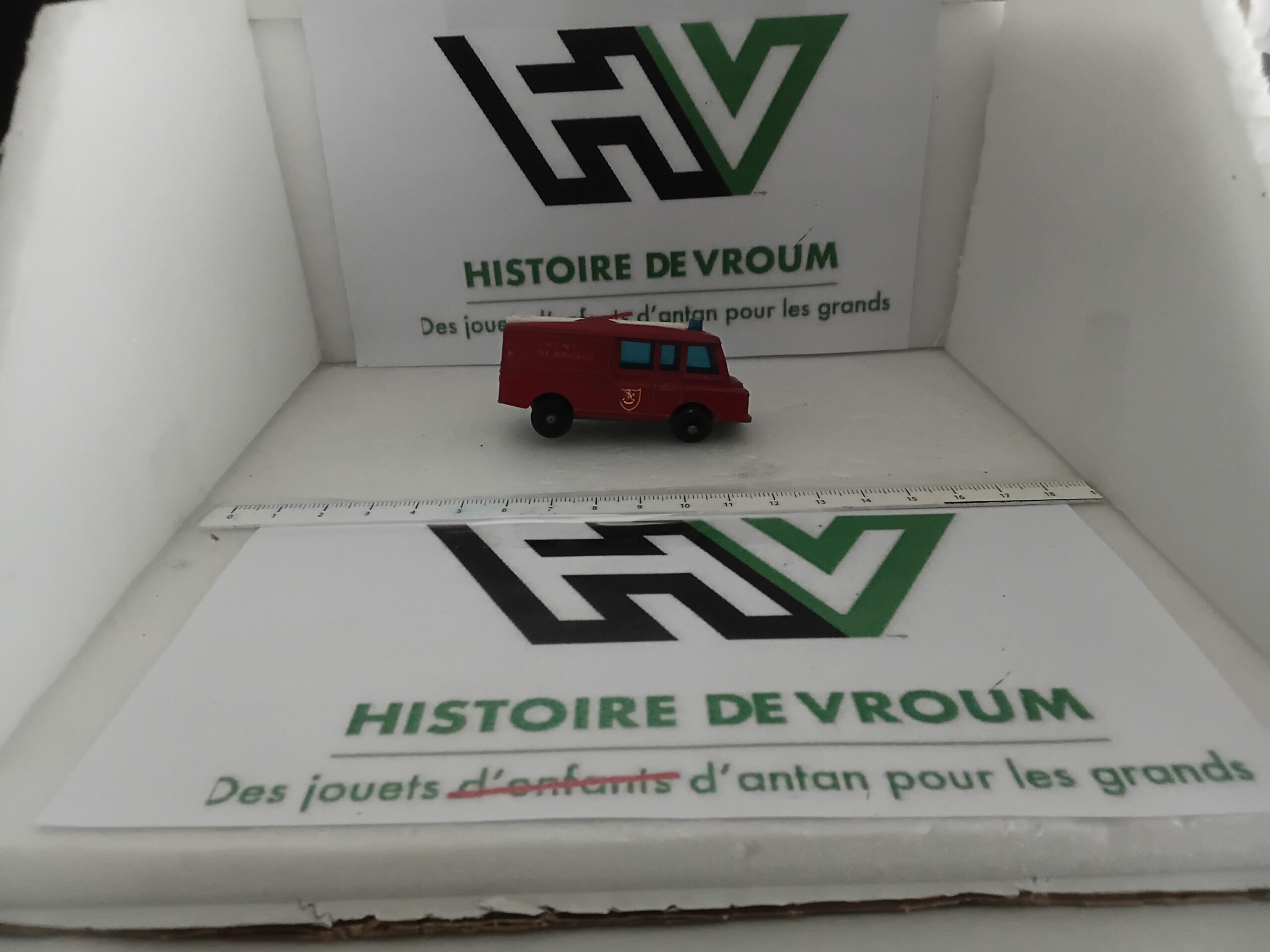 Land Rover Fire Truck Matchbox Lesney N°57 – Image 5