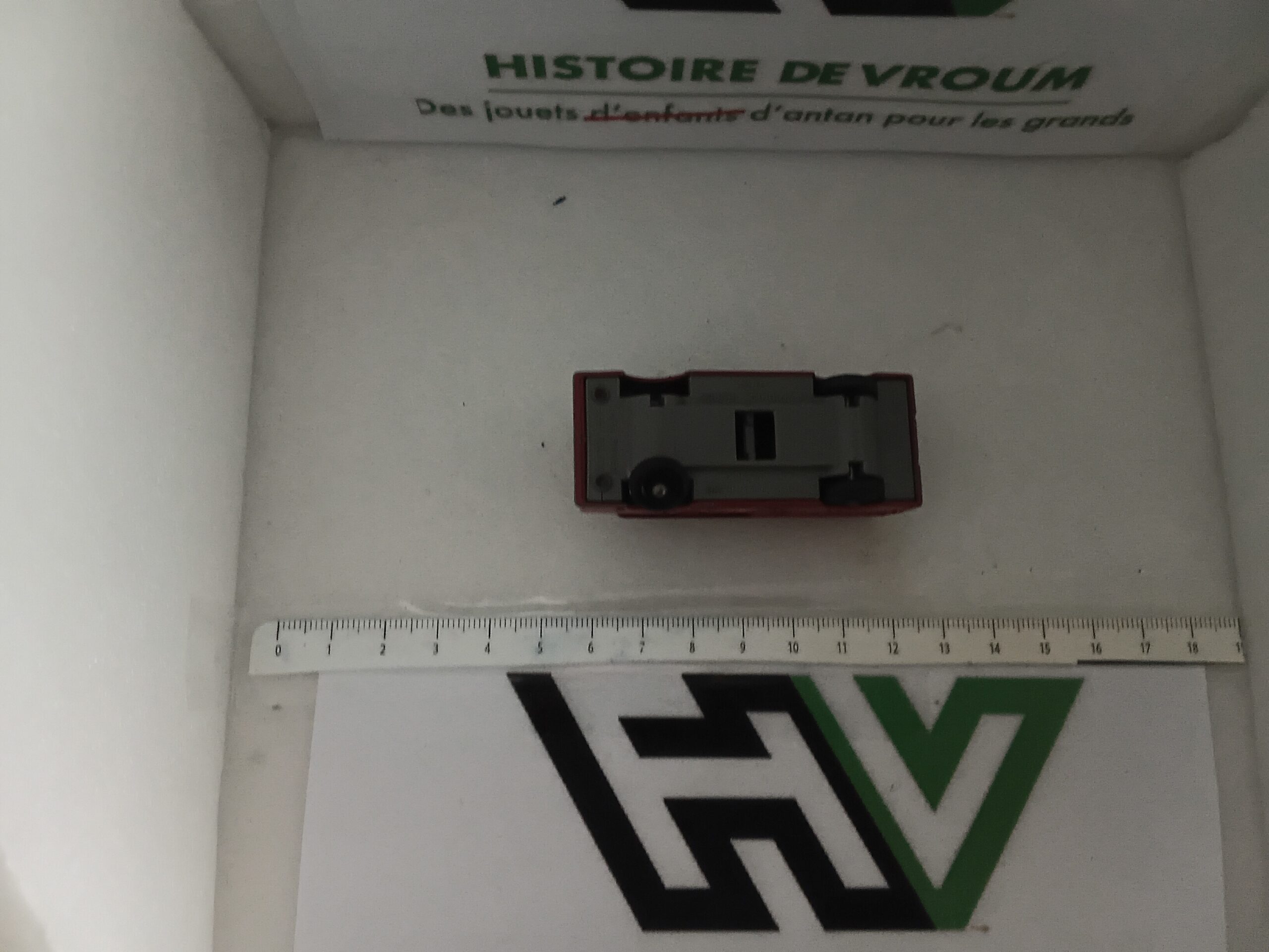 Land Rover Fire Truck Matchbox Lesney N°57 – Image 7