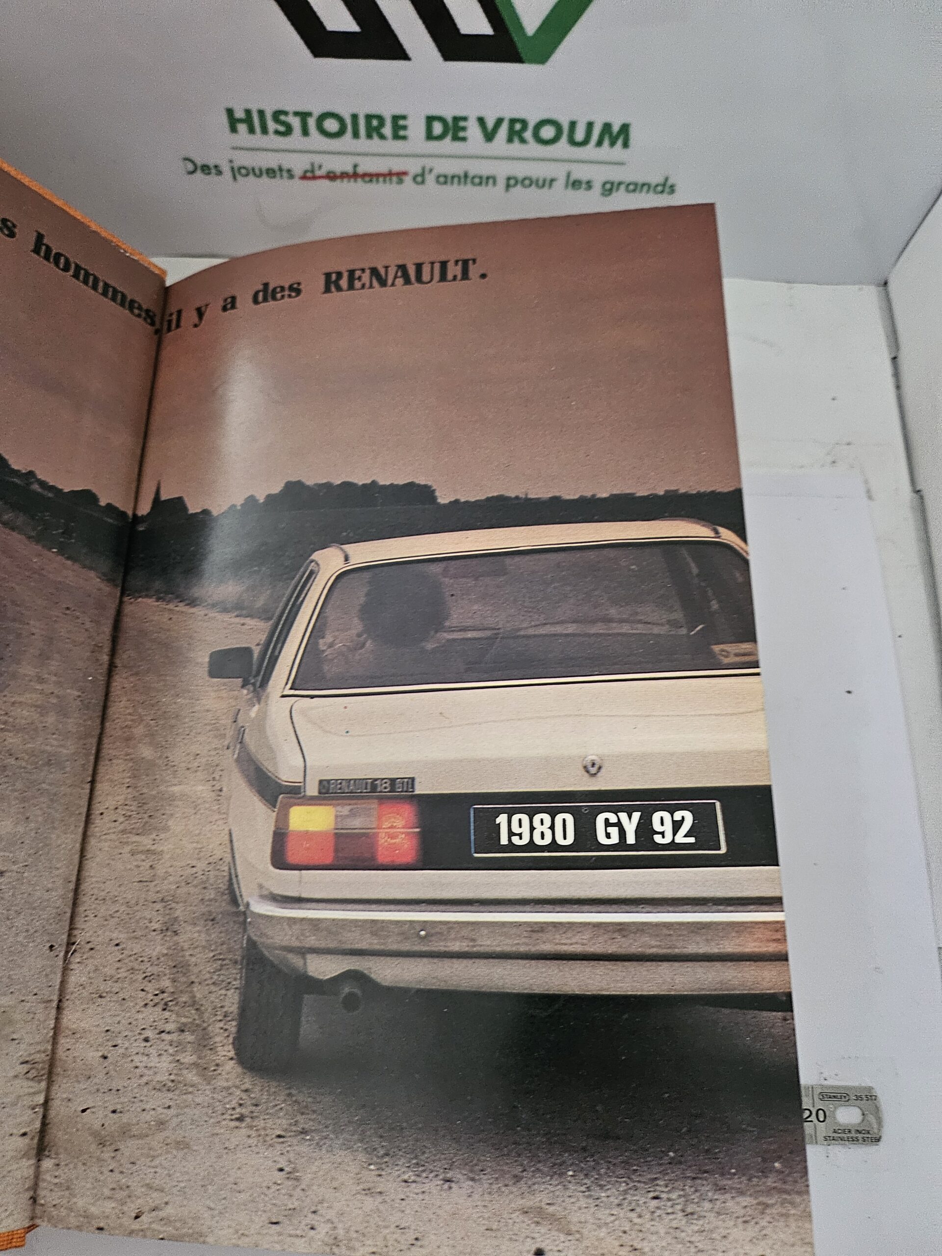 Agenda Vintage de Poche Renault 1980 – Petit Format – Collection Auto – Image 2