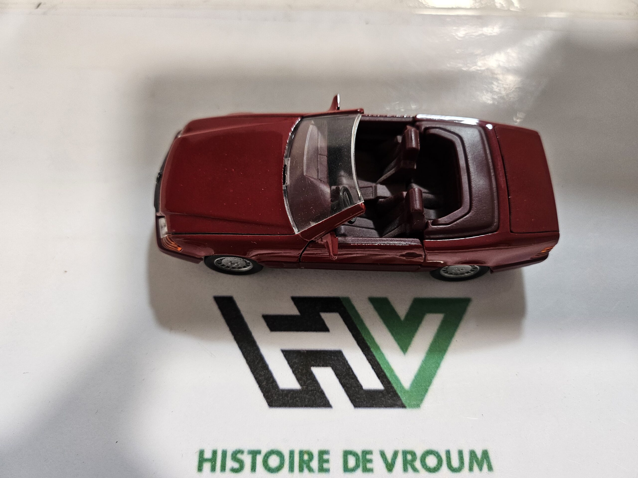 Mercedes-Benz SL R129 1/43 Schabak Modell (Réf. 1250) Bordeaux Métallisé - Multi-Ouvrants avec Boîte – Image 9