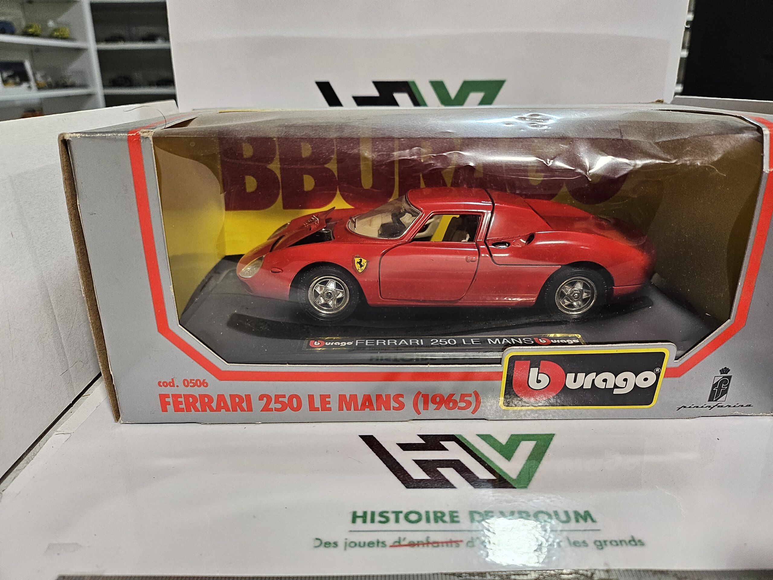 Bburago 1/24 – Ferrari 250 Le Mans (1965) – Réf. 0506 – Made in Italy avec Boîte