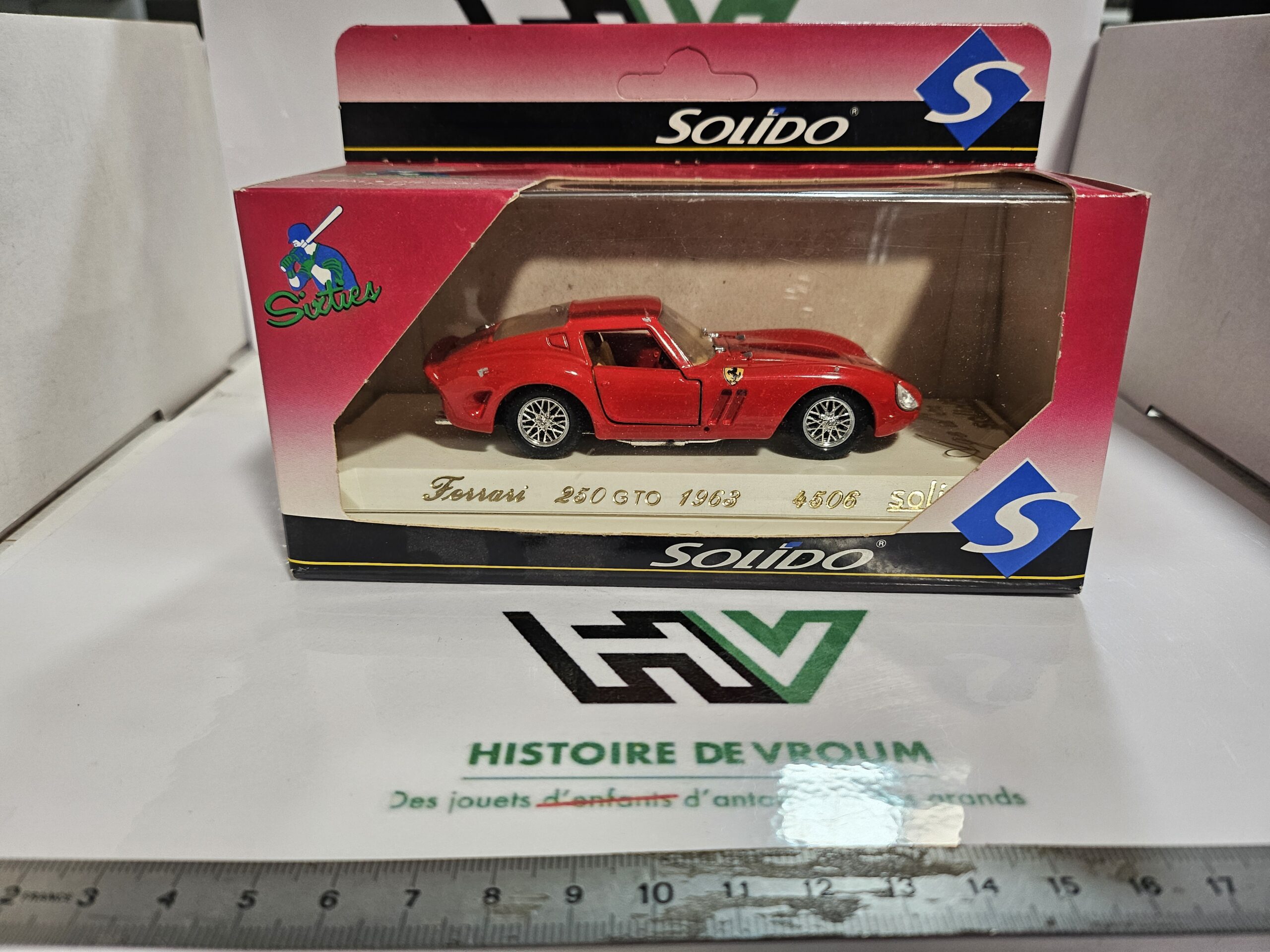 Miniature Solido 1/43 - Ferrari 250 GTO 1963 (Gamme Sixties / Ref 4506) en boîte