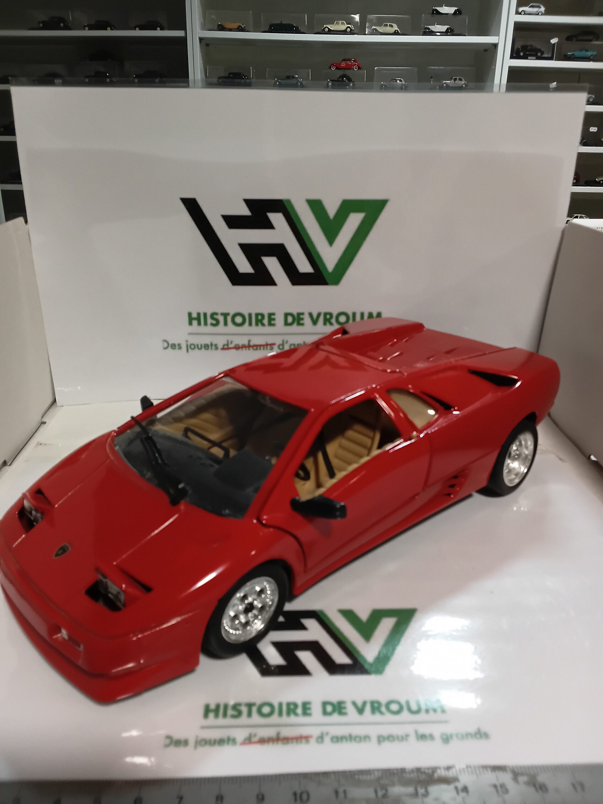 Miniature Lamborghini Diablo 1/18 Polistil – Vendue seule ou avec Boîte Vitrine – Image 2