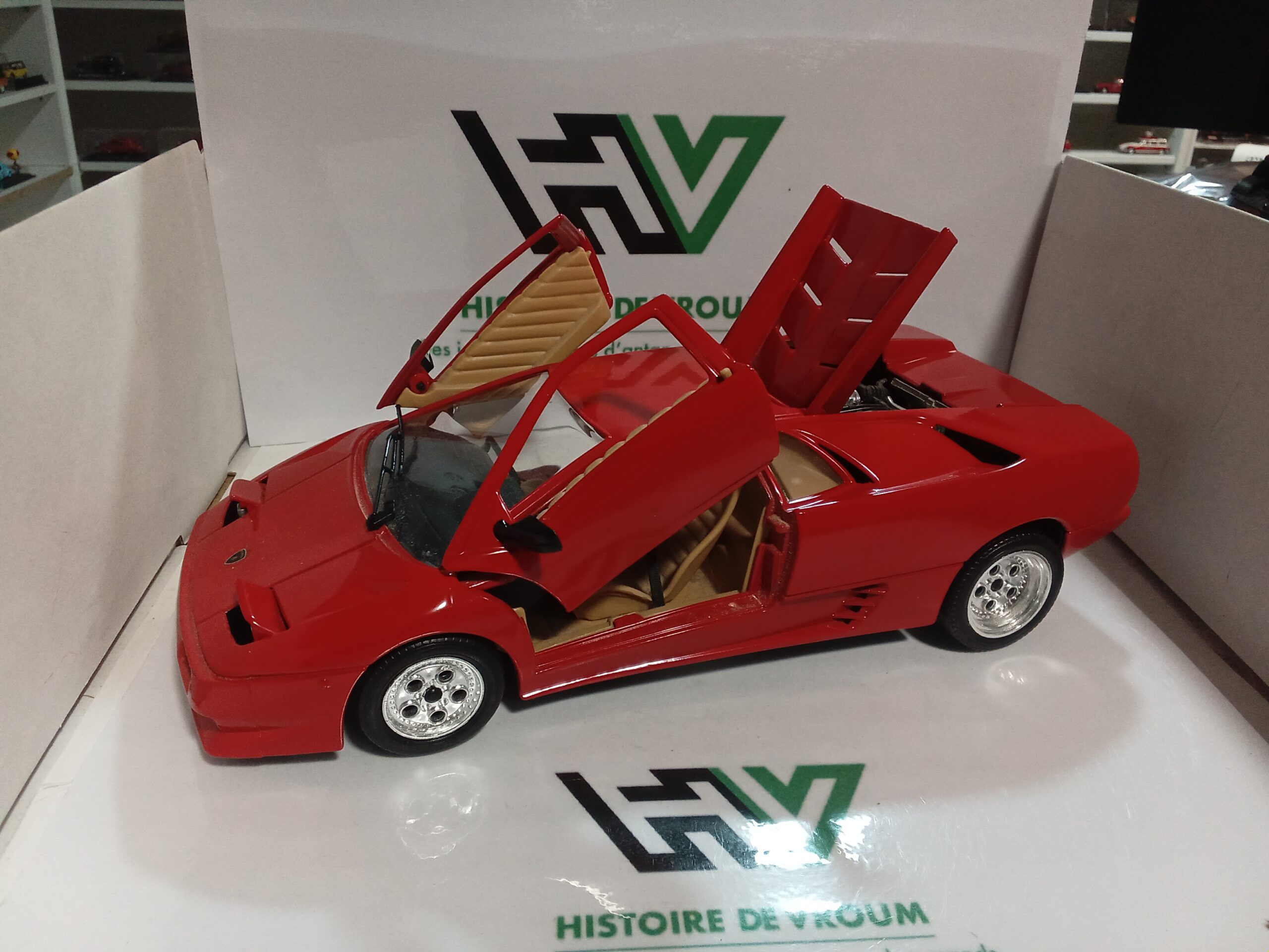 Miniature Lamborghini Diablo 1/18 Polistil – Vendue seule ou avec Boîte Vitrine – Image 6