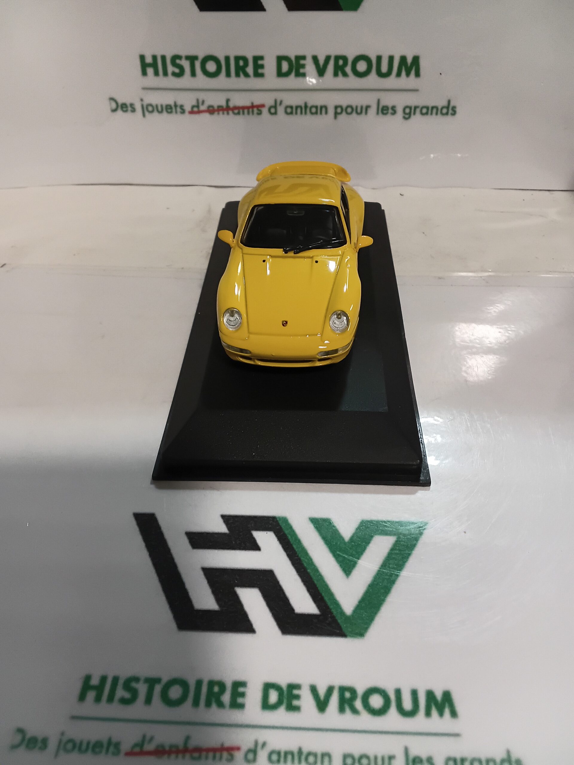 Porsche 911 (993) Turbo 1995 Jaune - Minichamps 1/43 – Image 6