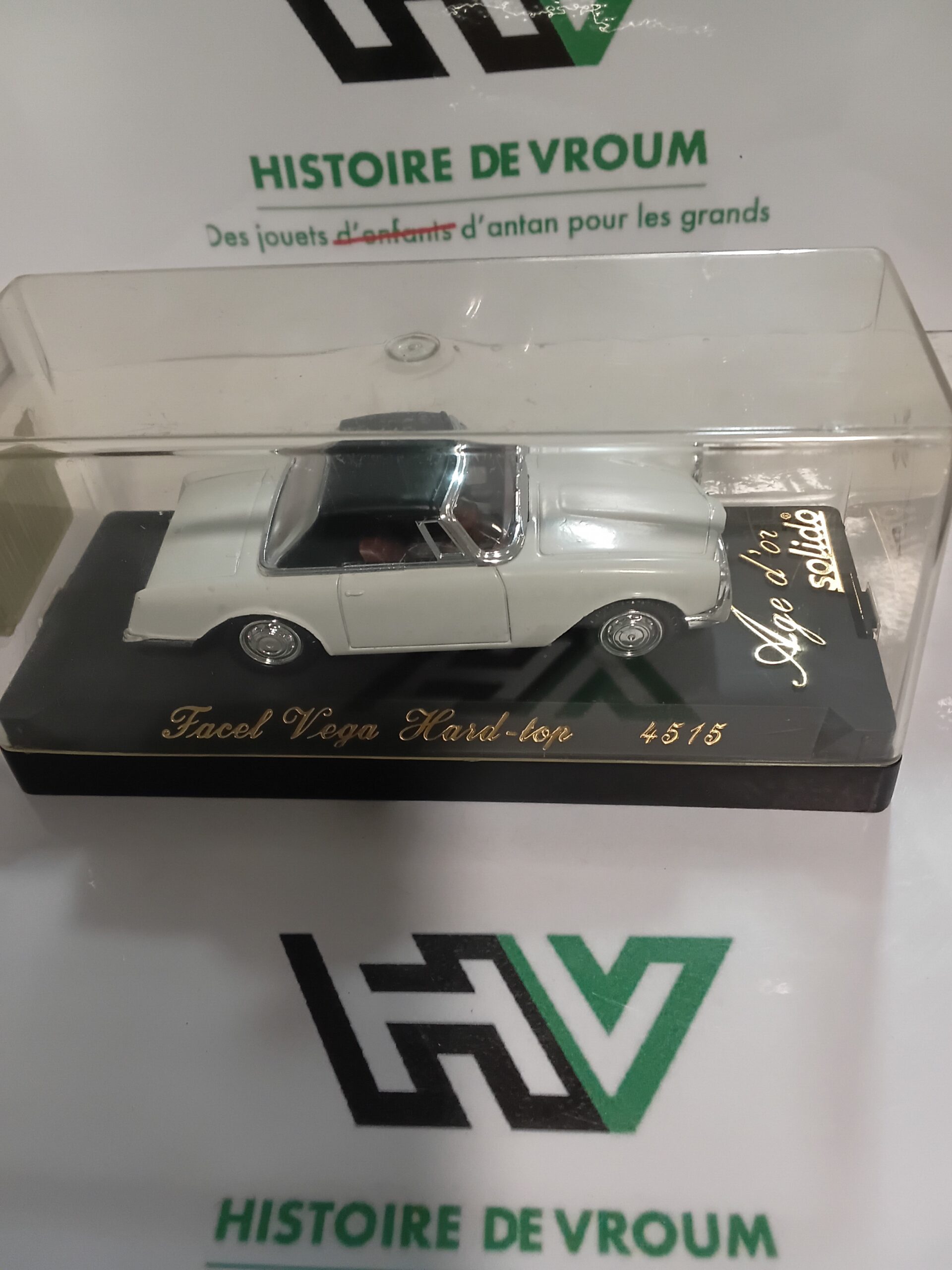 Facel Vega Hard-Top Blanche et Noire - Solido "Âge d’Or" (Réf. 4515) 1/43 – Image 2