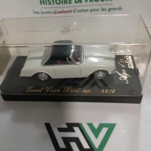 Facel Vega Hard-Top Blanche et Noire - Solido "Âge d’Or" (Réf. 4515) 1/43