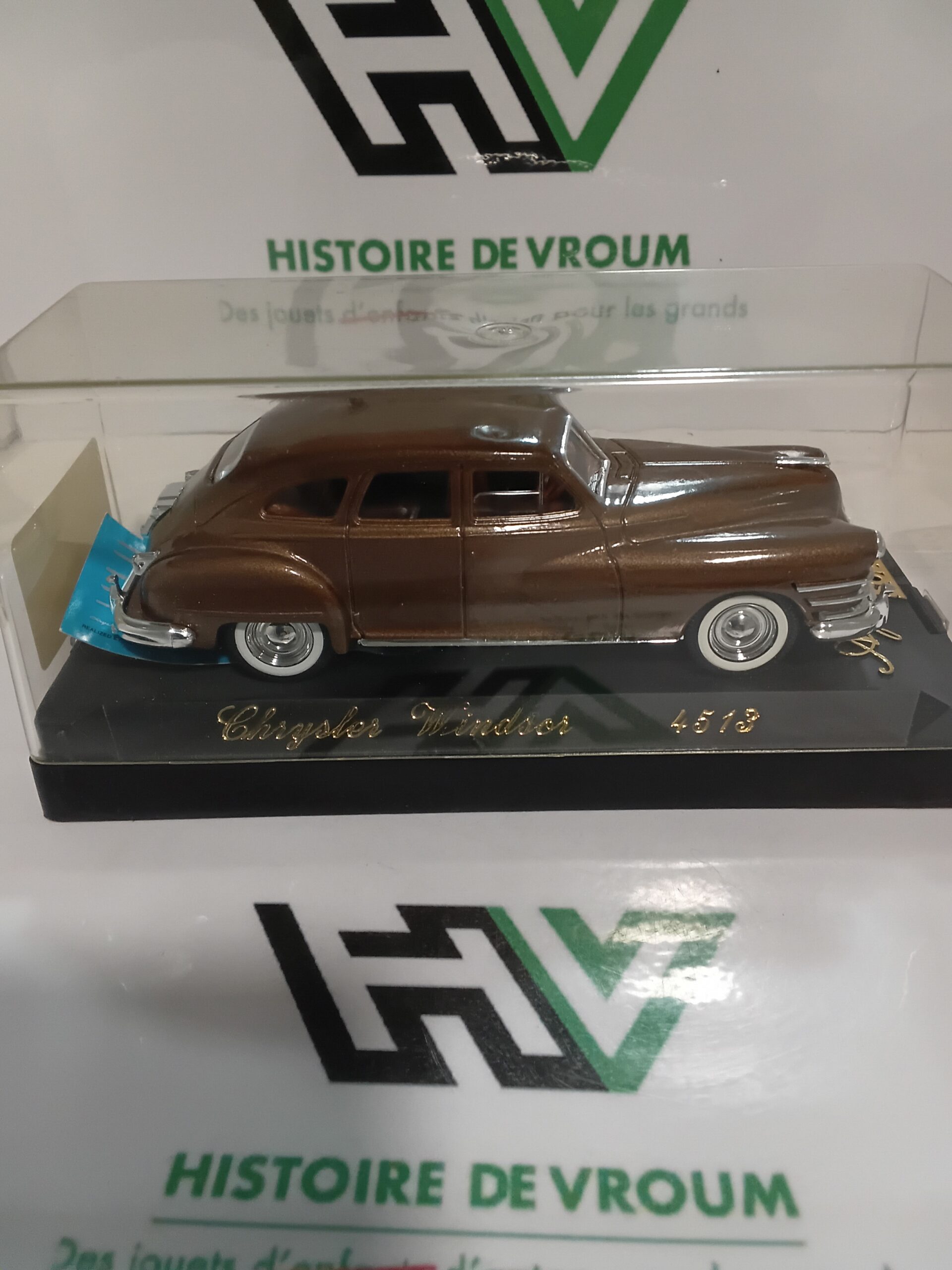 Chrysler Windsor Berline Marron Métallisé - Solido "Âge d’Or" (Réf. 4518) 1/43