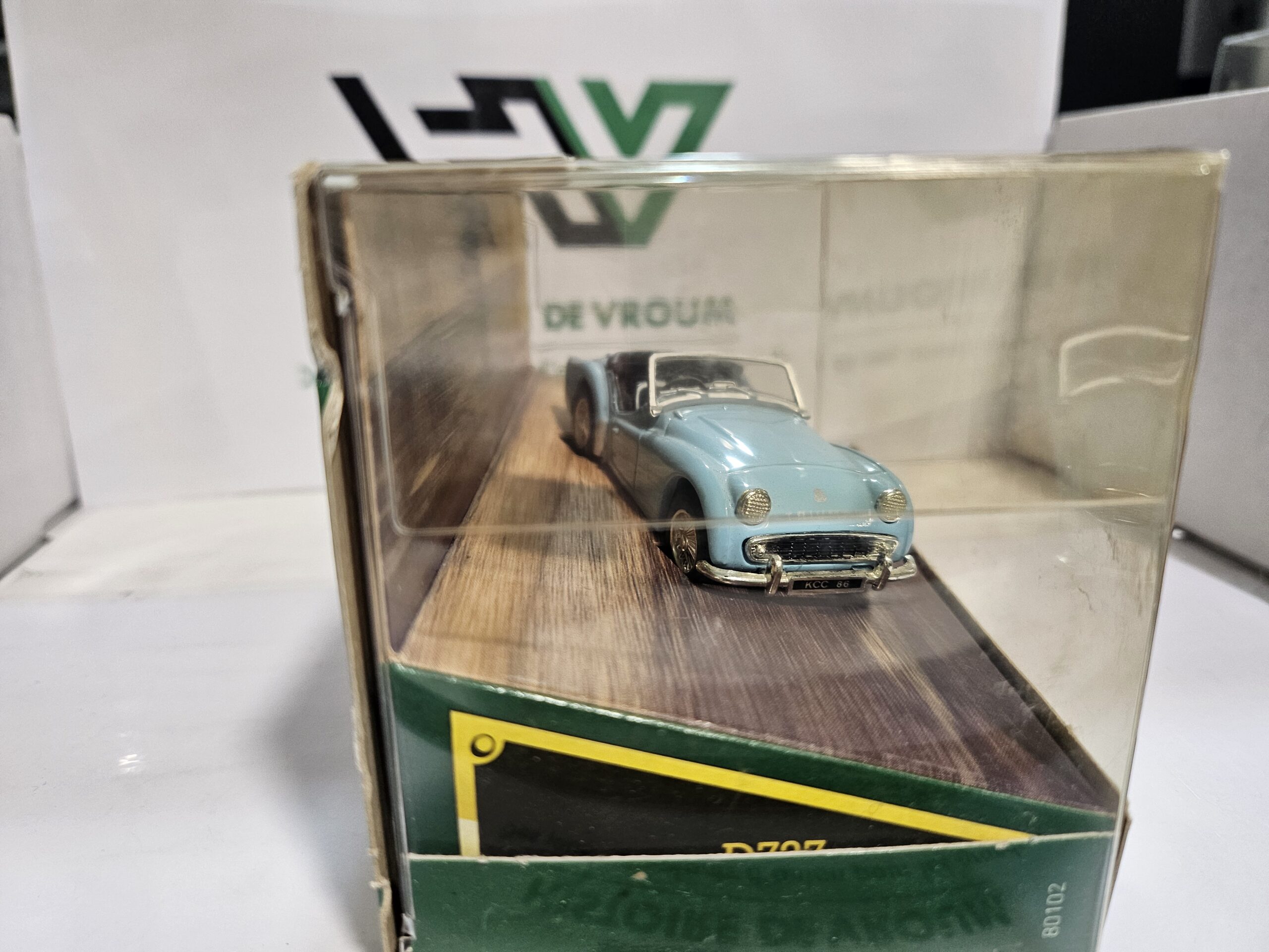 Miniature Corgi Classic Models - Triumph TR3A Open Top (Réf. D737) - Échelle 1/43 – Image 5