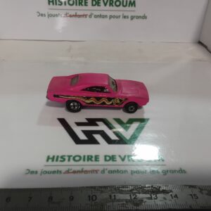 Matchbox Superfast N° 70 — Dodge Dragster Pink / Magenta avec Décalcomanie Serpent Vintage Made in England