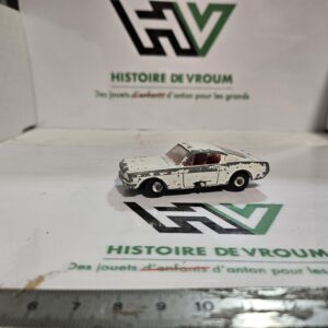 Matchbox Lesney N°8 Ford Mustang Fastback White Vintage 1966 Made in England (1)