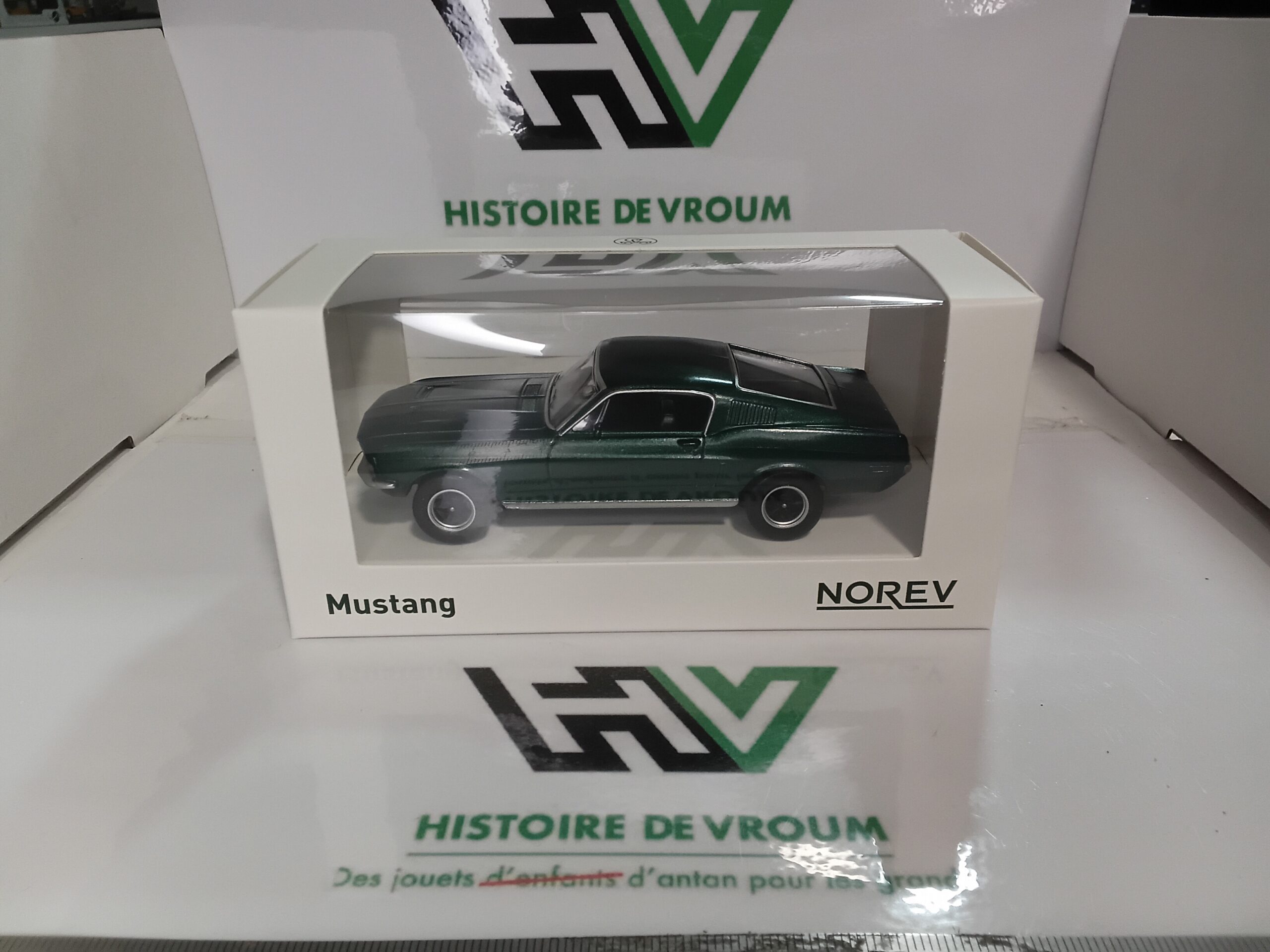 Norev 1/43 - Ford Mustang Fastback (Vert Highland / Bullitt)