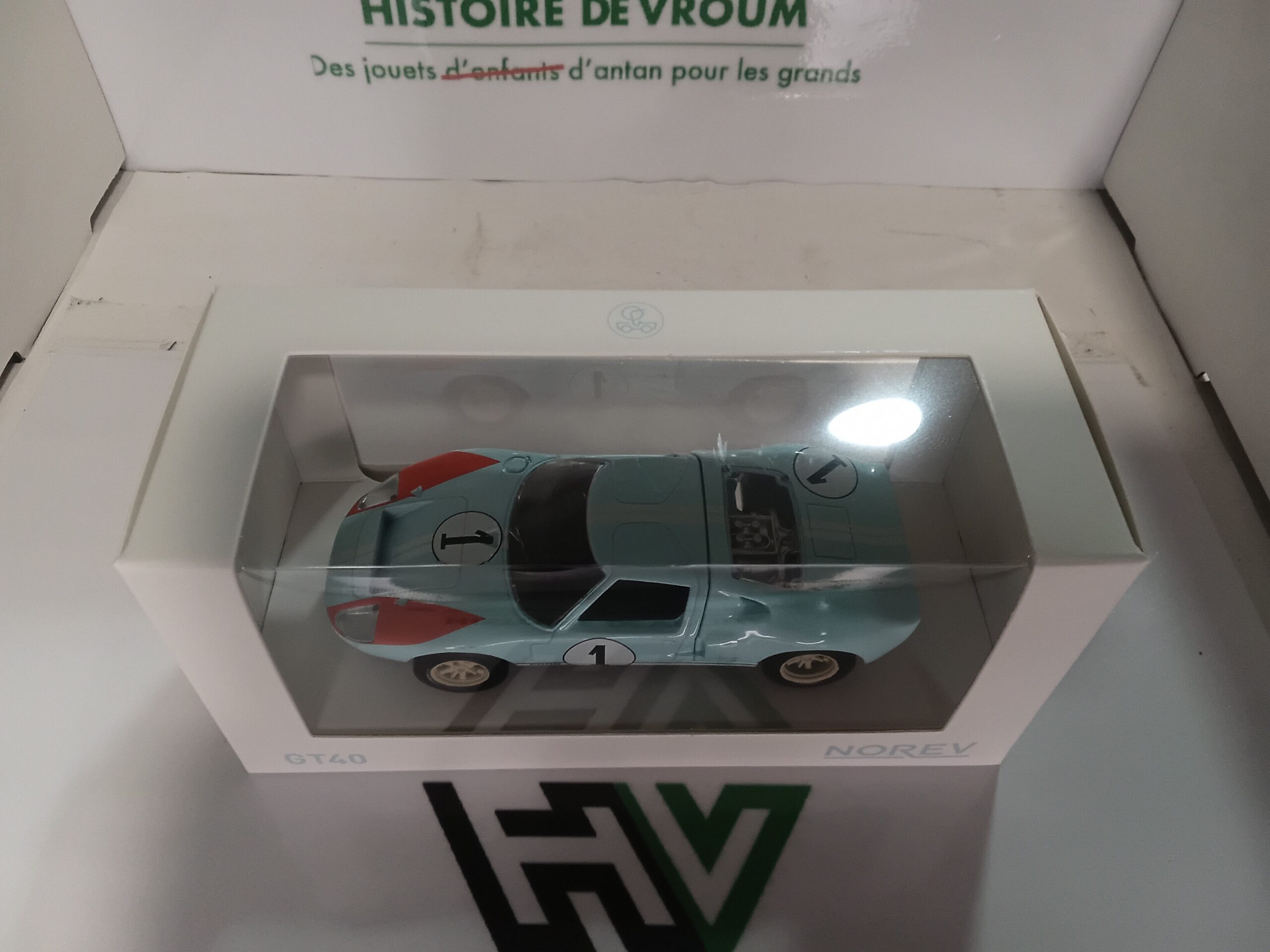 Ford GT40 (Bleu ciel et orange / Le Mans) – Image 6